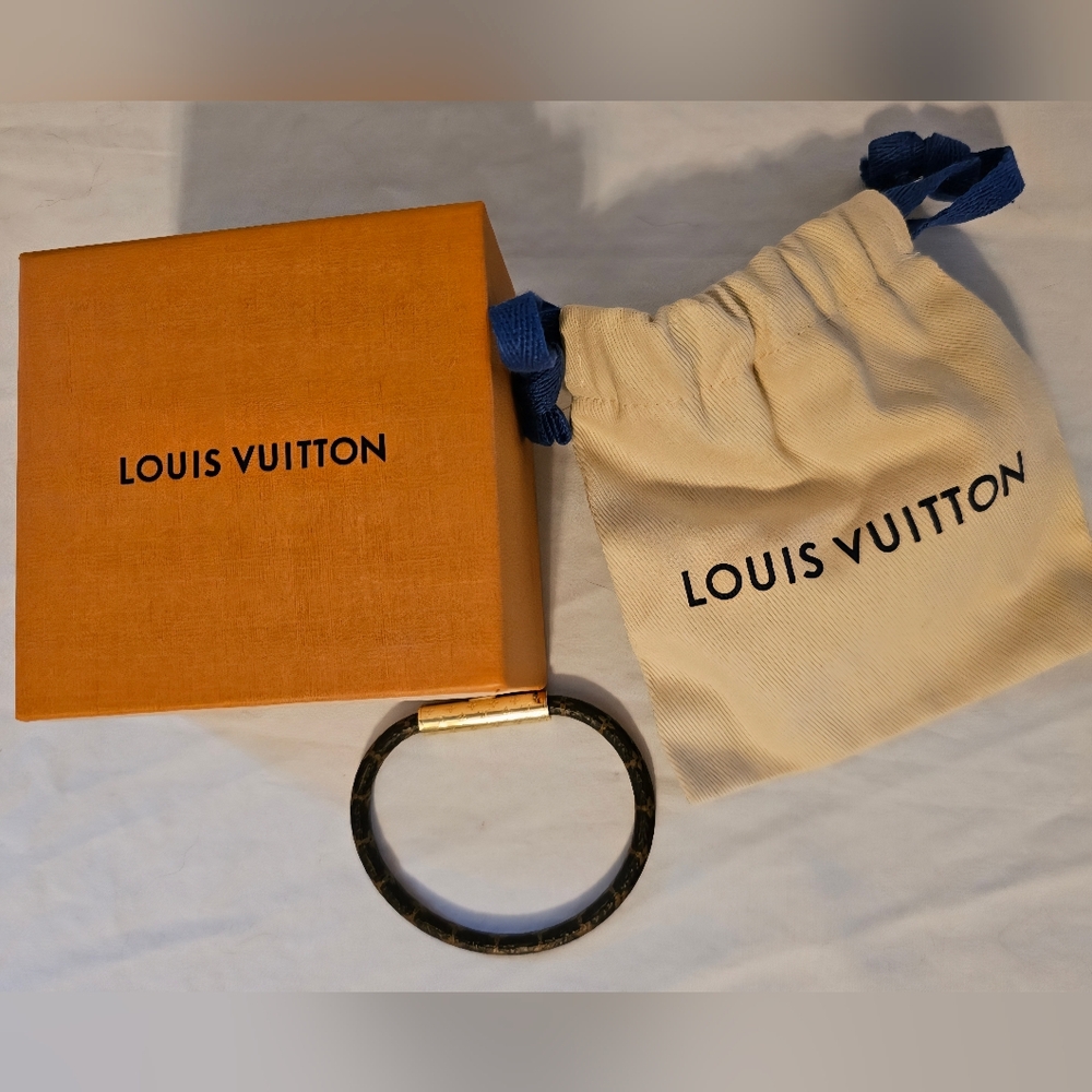 LOUIS VUITTON CONFIDENTIAL BRACELET
